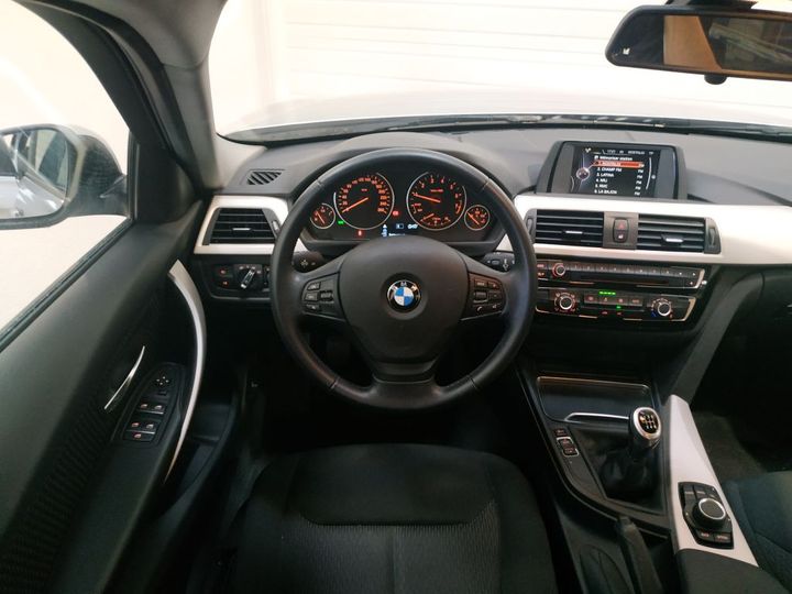 Photo 17 VIN: WBA8E31000K495757 - BMW SERIE 3 