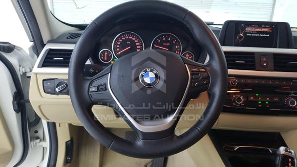 Photo 13 VIN: WBA8E3101HK790989 - BMW 318 