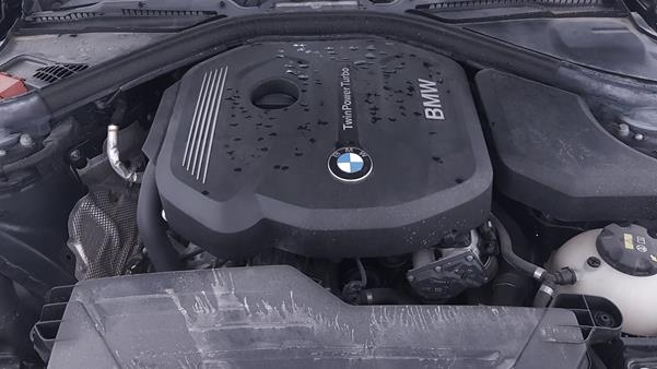 Photo 30 VIN: WBA8E3103HK792372 - BMW 318I 