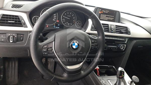 Photo 13 VIN: WBA8E3104GK493133 - BMW 318I 