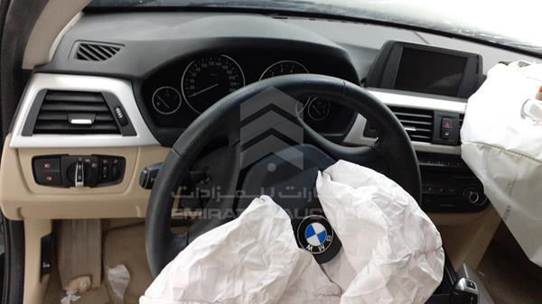 Photo 12 VIN: WBA8E3105GK491522 - BMW 318I 