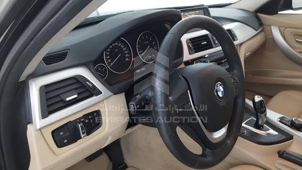 Photo 10 VIN: WBA8E3108HK792514 - BMW 318I 