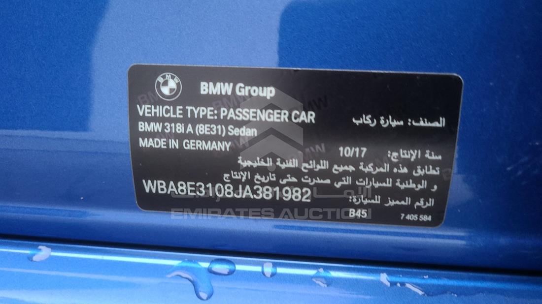 Photo 2 VIN: WBA8E3108JA381982 - BMW 318 