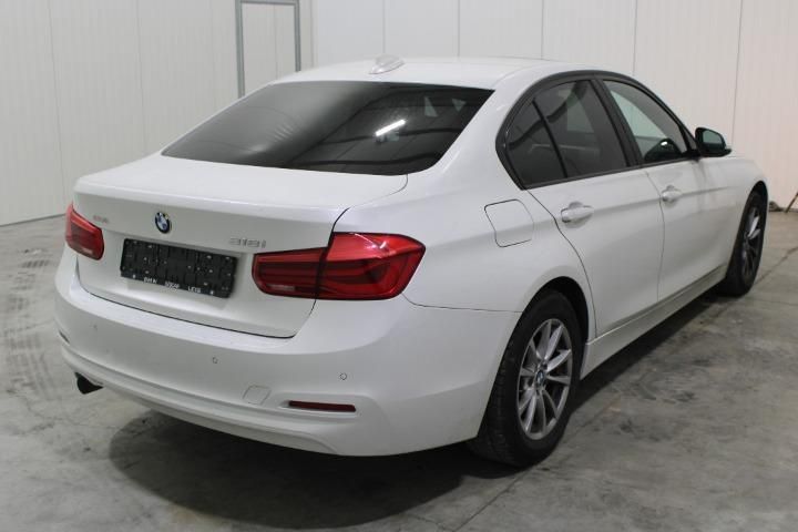 Photo 3 VIN: WBA8E31090K493747 - BMW 3 SERIES SALOON 