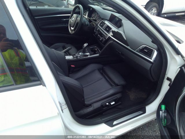 Photo 4 VIN: WBA8E3C50GK504346 - BMW 3 