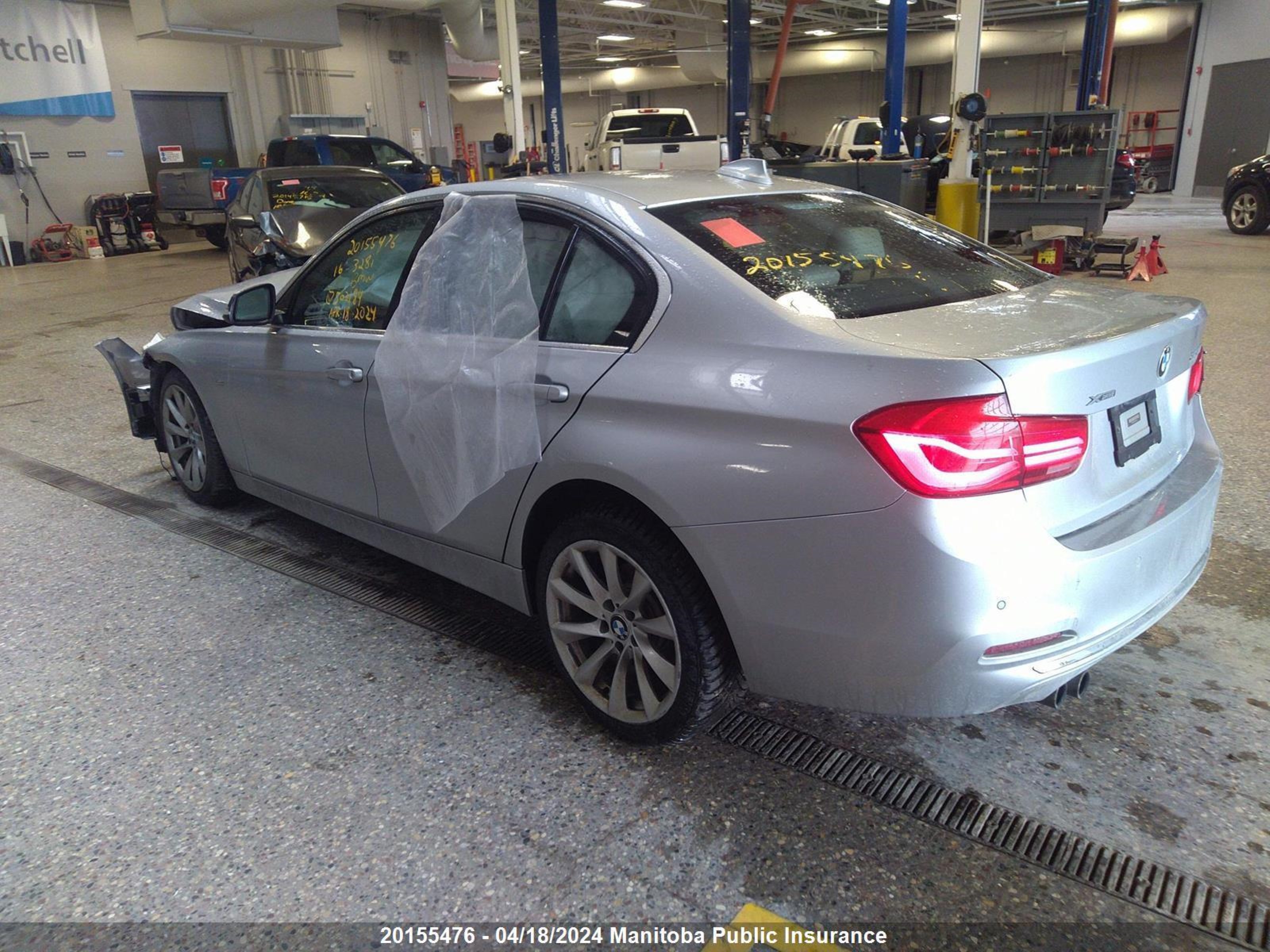 Photo 2 VIN: WBA8E3C51GK502184 - BMW 3ER 