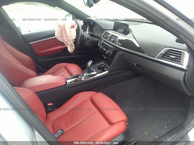 Photo 4 VIN: WBA8E3C56GK505047 - BMW 3 