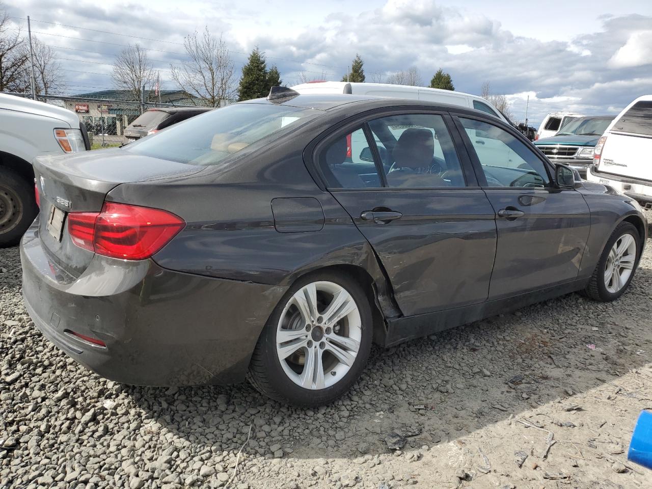 Photo 2 VIN: WBA8E3C57GK503369 - BMW 3ER 