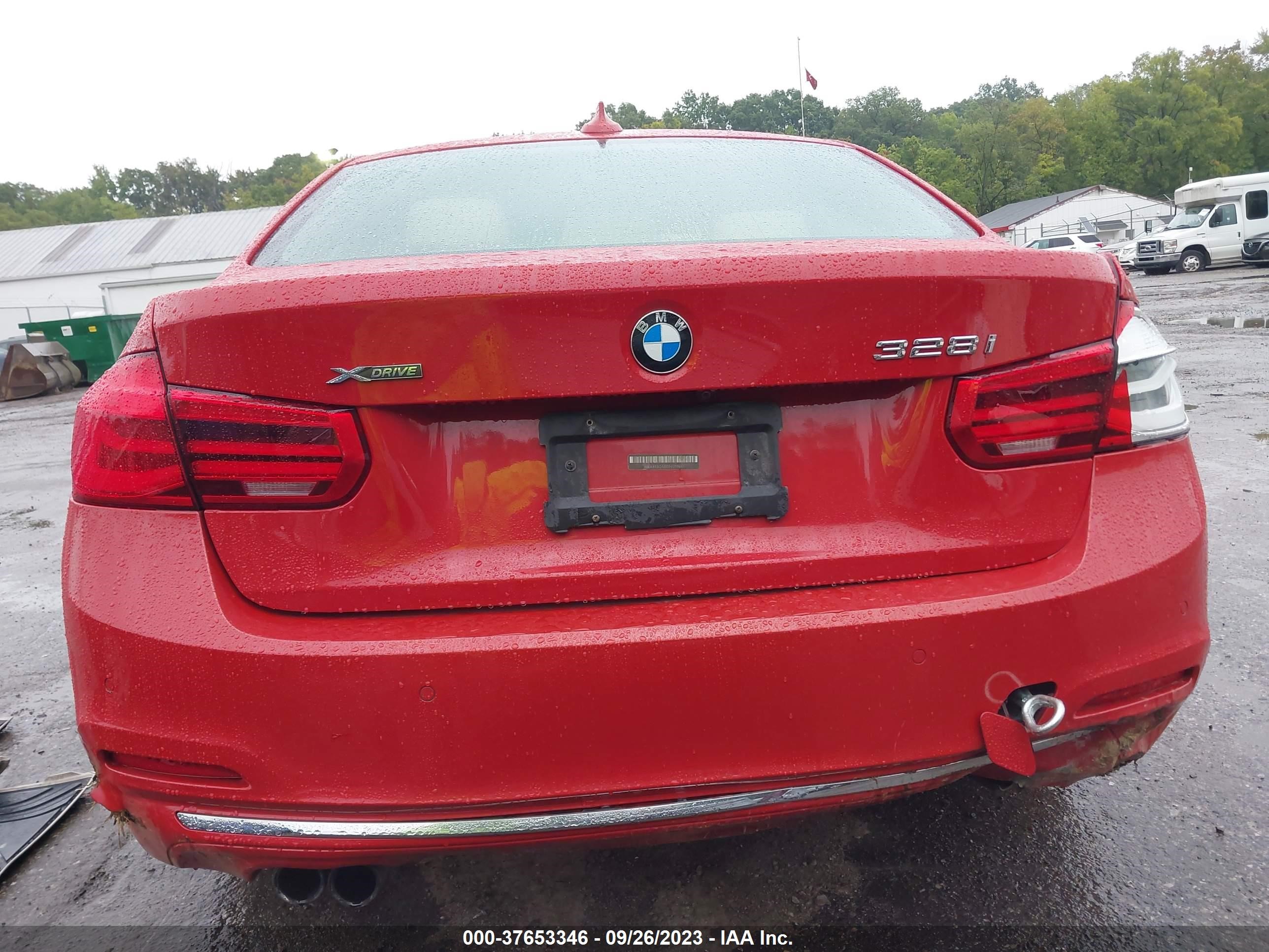 Photo 15 VIN: WBA8E3G50GNU38681 - BMW 3 SERIES 