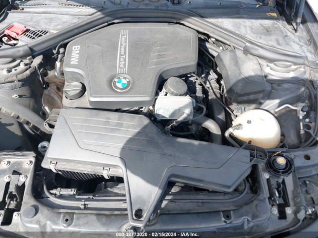 Photo 9 VIN: WBA8E3G51GNT78944 - BMW 328I 