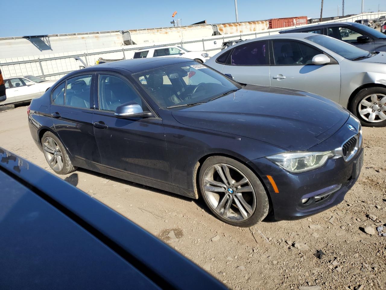 Photo 3 VIN: WBA8E3G52GNU05309 - BMW 3ER 