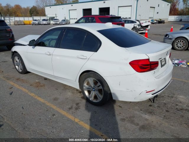 Photo 2 VIN: WBA8E3G52GNU05648 - BMW 328I 