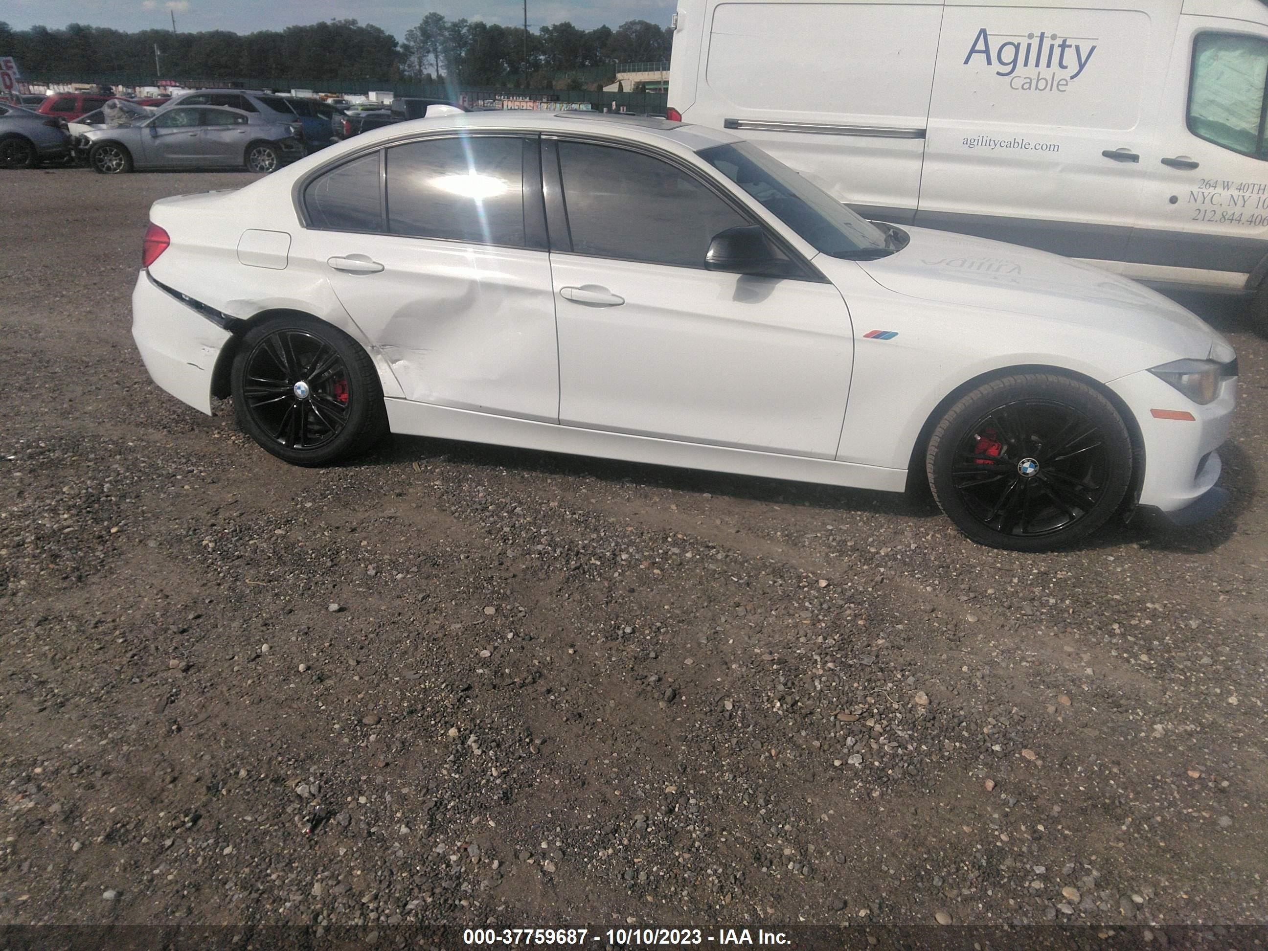 Photo 13 VIN: WBA8E3G53GNU01592 - BMW 3ER 