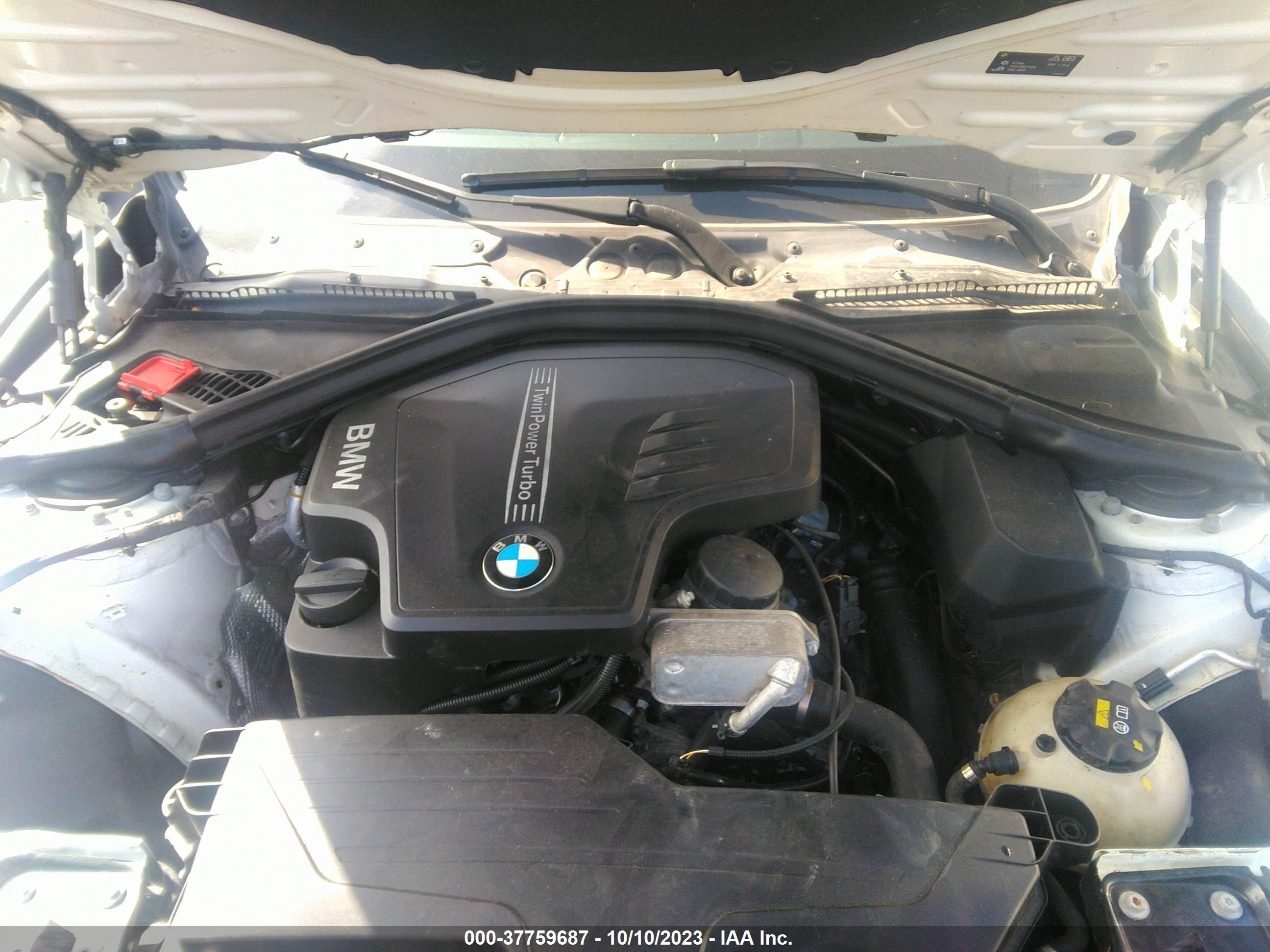 Photo 9 VIN: WBA8E3G53GNU01592 - BMW 3ER 