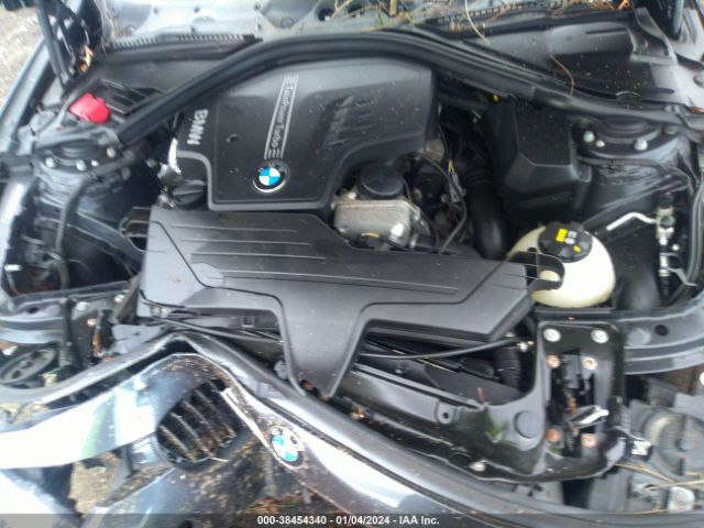 Photo 9 VIN: WBA8E3G53GNU03245 - BMW 328I 