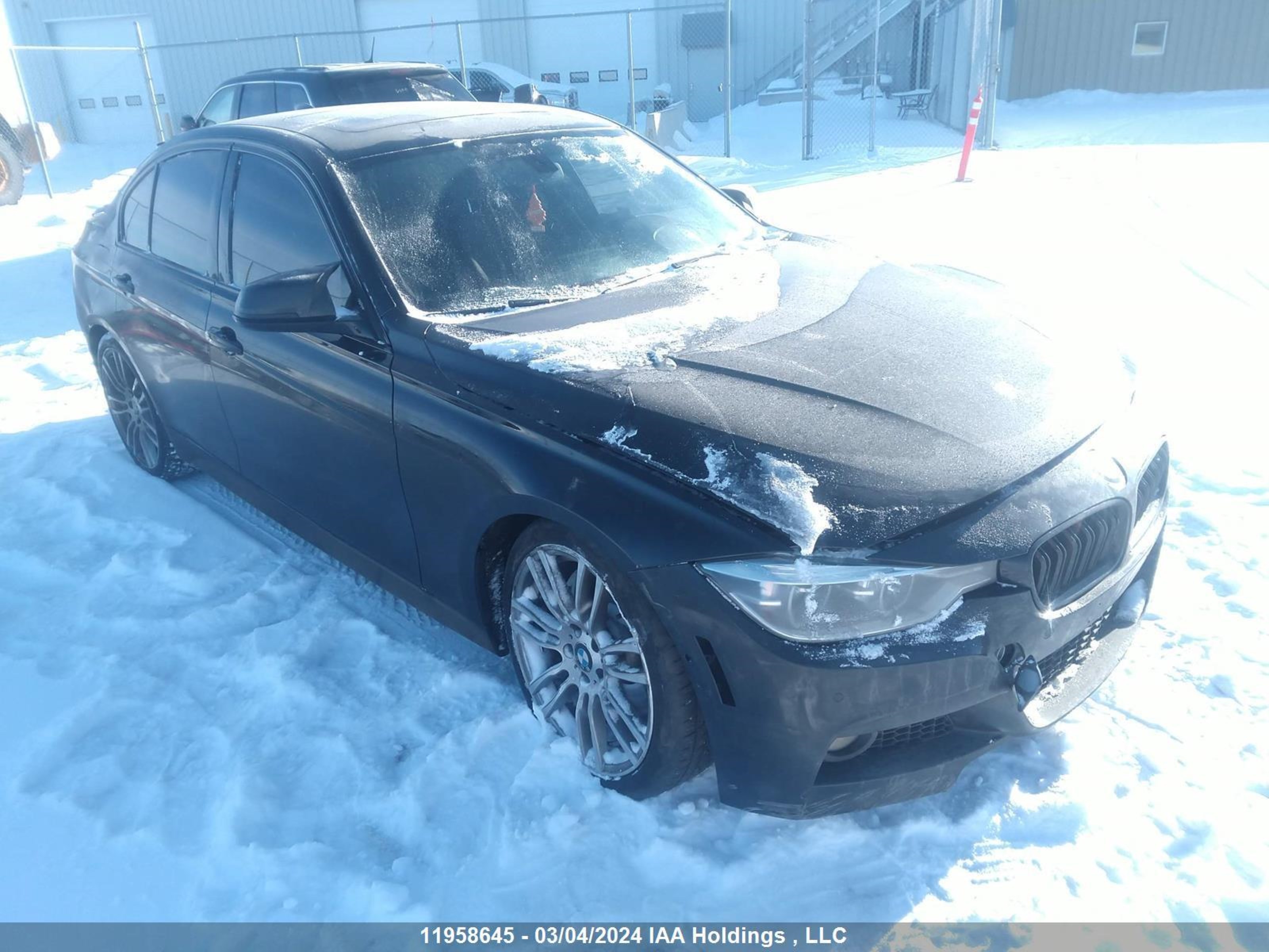 Photo 0 VIN: WBA8E3G55GNT75030 - BMW 3ER 