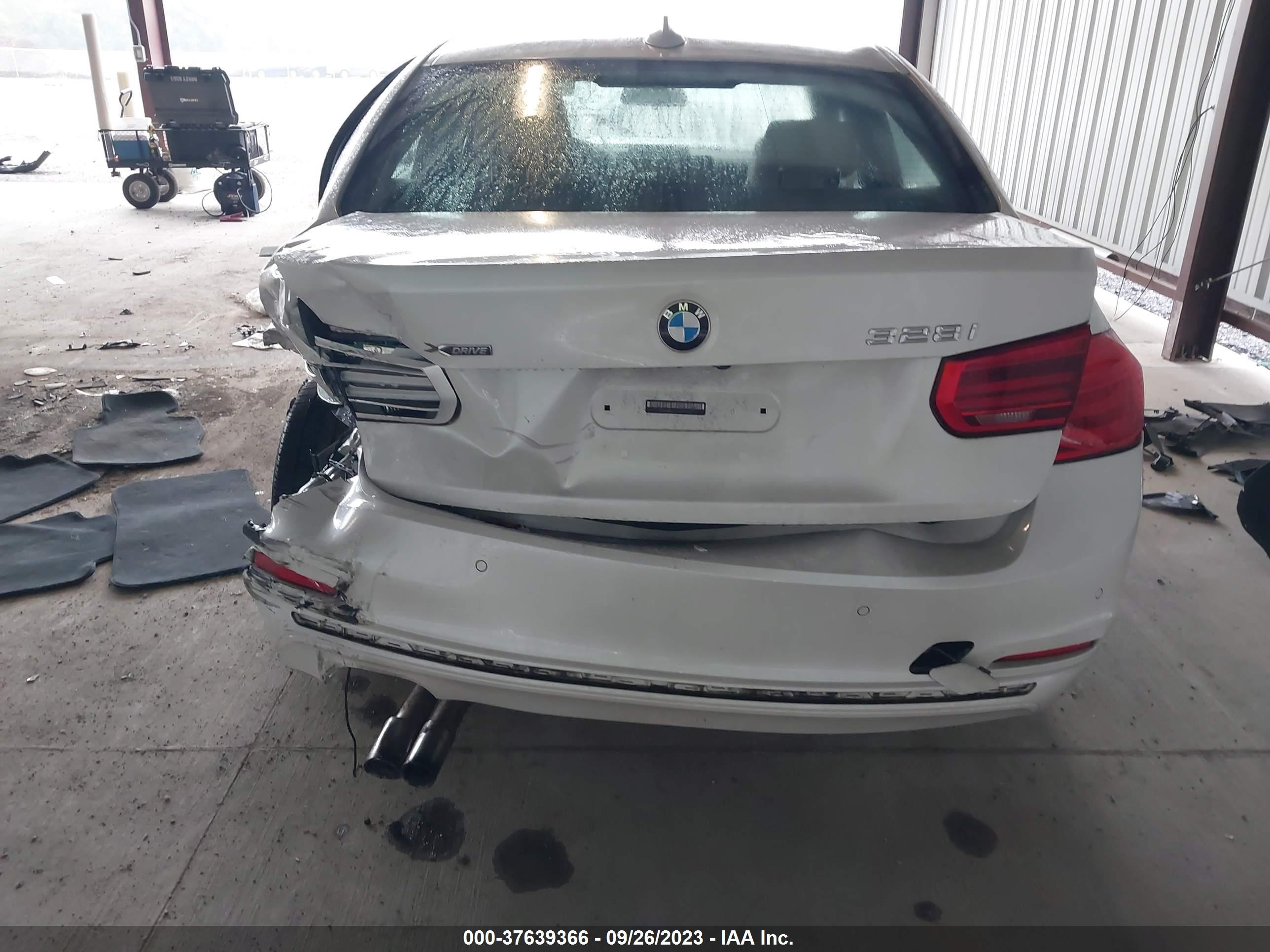 Photo 16 VIN: WBA8E3G57GNT76552 - BMW 3ER 