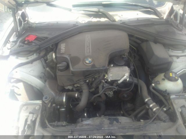 Photo 9 VIN: WBA8E3G58GNT76012 - BMW 3 SERIES 