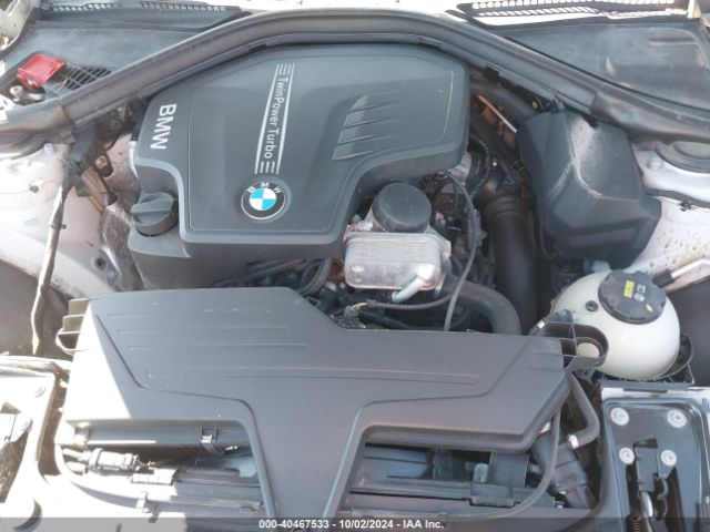 Photo 9 VIN: WBA8E3G59GNT80957 - BMW 328I 