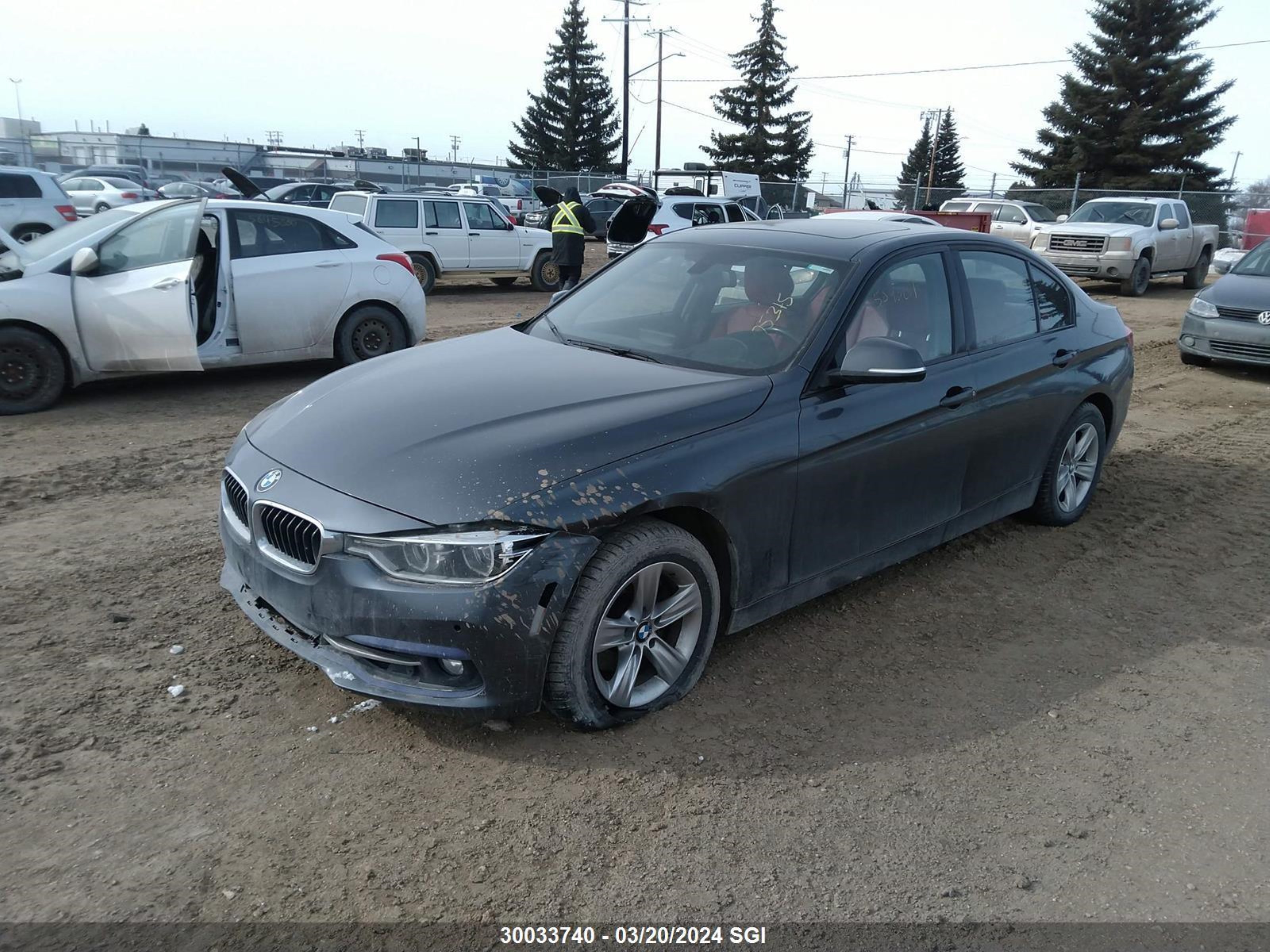 Photo 1 VIN: WBA8E3G5XGNT75315 - BMW 3ER 