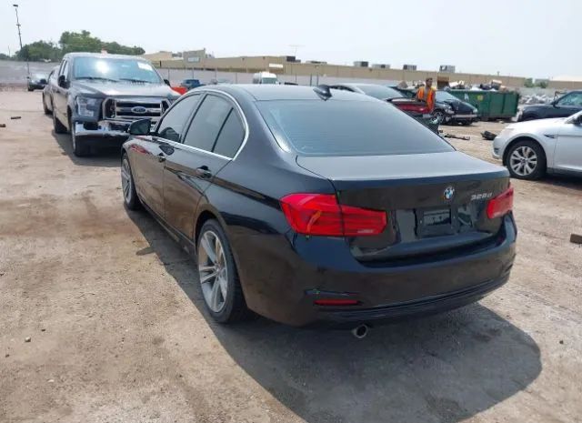 Photo 2 VIN: WBA8E5C31HK389090 - BMW 328D 