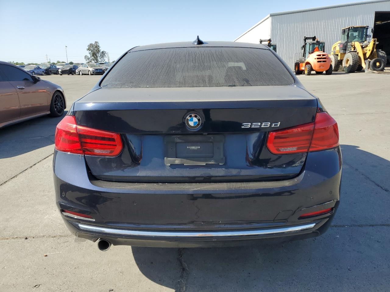 Photo 5 VIN: WBA8E5C5XGK388357 - BMW 3ER 