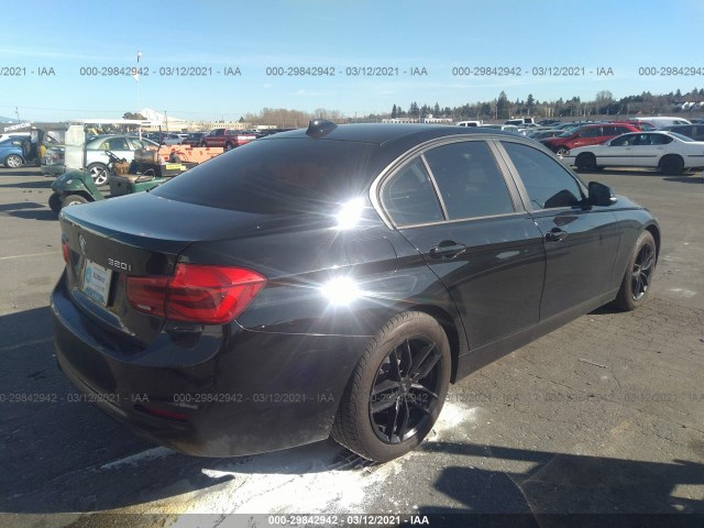 Photo 3 VIN: WBA8E5G31HNU43688 - BMW 3 