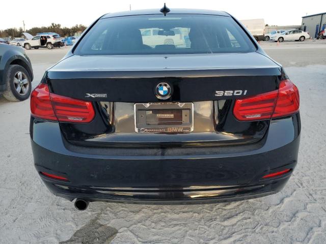 Photo 5 VIN: WBA8E5G31HNU44260 - BMW 320 XI 