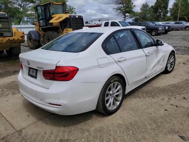 Photo 3 VIN: WBA8E5G31HNU44663 - BMW 320 XI 