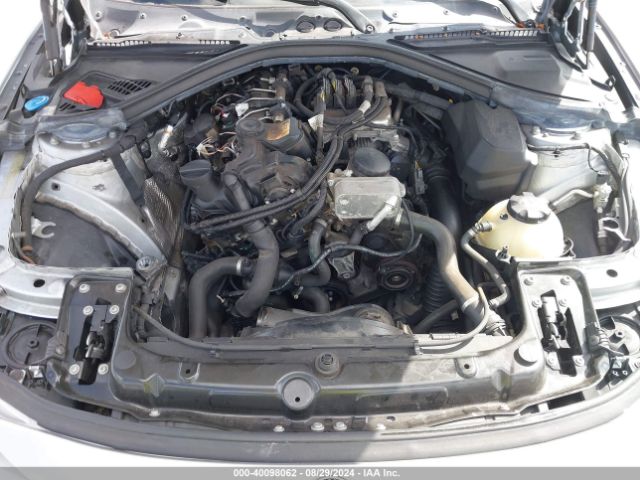 Photo 9 VIN: WBA8E5G31HNU45036 - BMW 320I 