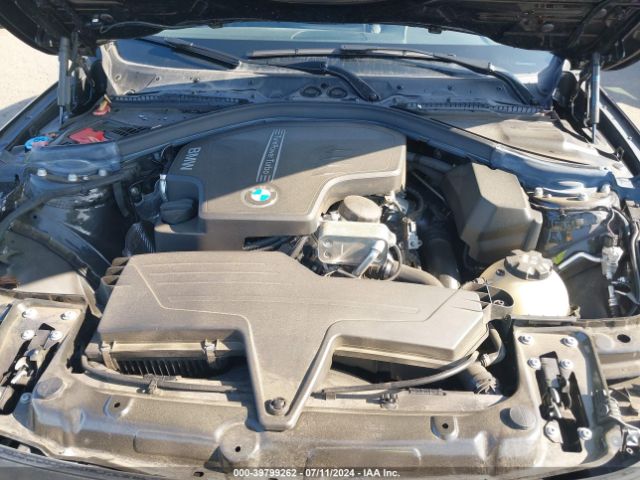 Photo 9 VIN: WBA8E5G32HNU42968 - BMW 320I 