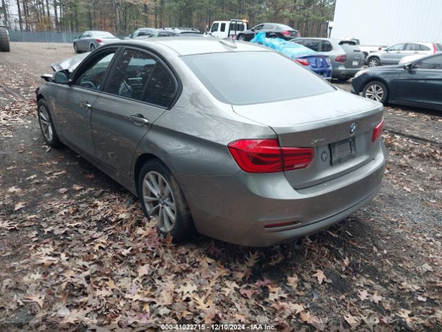 Photo 2 VIN: WBA8E5G37HNU43808 - BMW 320I 