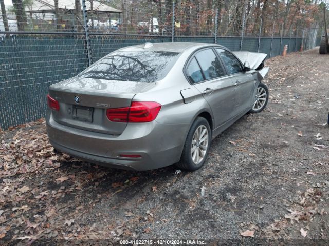 Photo 3 VIN: WBA8E5G37HNU43808 - BMW 320I 