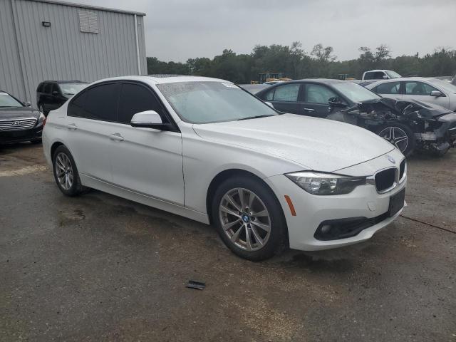 Photo 3 VIN: WBA8E5G39HNU42787 - BMW 320I 