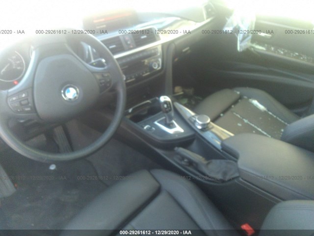 Photo 4 VIN: WBA8E5G50JNU46587 - BMW 320I 