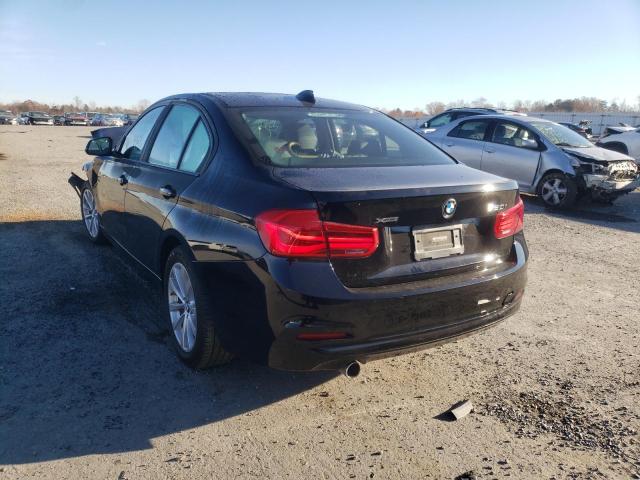 Photo 2 VIN: WBA8E5G51JNV02469 - BMW 320 XI 