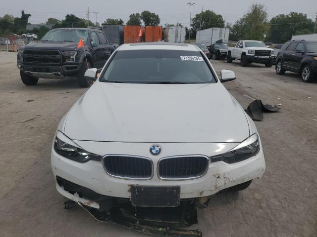 Photo 4 VIN: WBA8E5G53GNT94025 - BMW 320 XI 