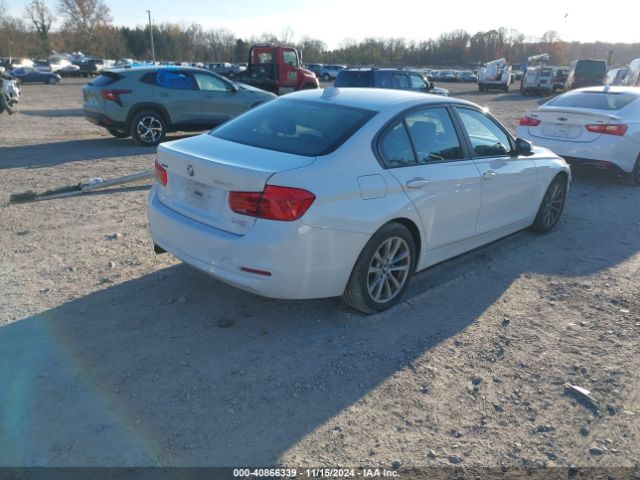 Photo 3 VIN: WBA8E5G53GNT94266 - BMW 320I 