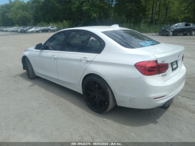 Photo 2 VIN: WBA8E5G54GNT40152 - BMW 320I 