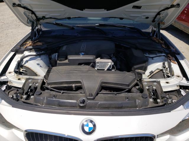 Photo 6 VIN: WBA8E5G54GNT94437 - BMW 320 XI 