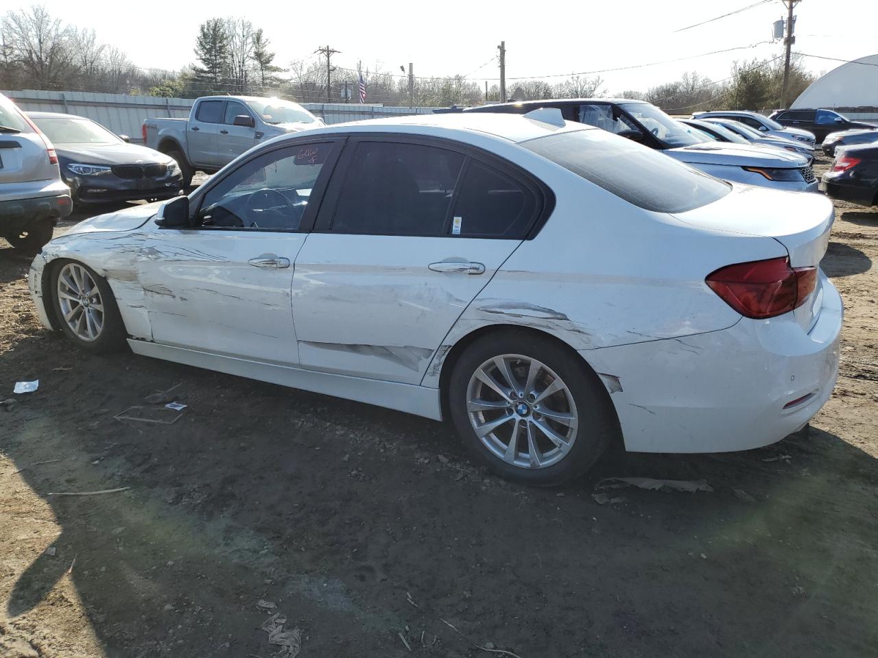 Photo 1 VIN: WBA8E5G54GNT95068 - BMW 3 SERIES 