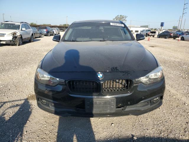 Photo 4 VIN: WBA8E5G56HNU42165 - BMW 320 XI 