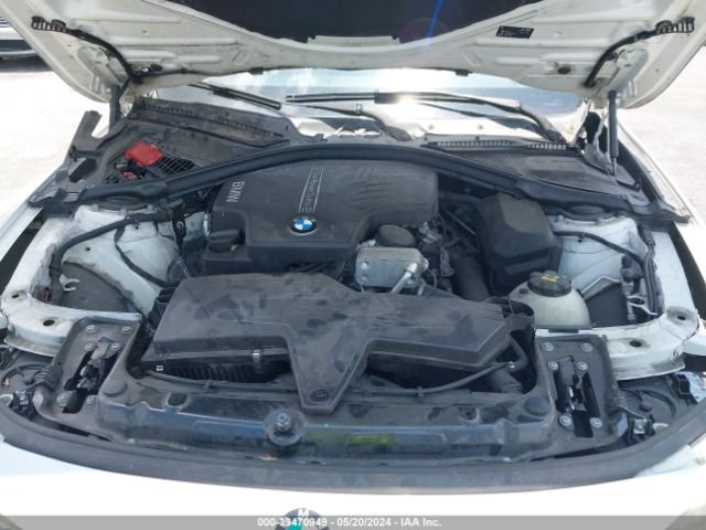 Photo 9 VIN: WBA8E5G57GNU20481 - BMW 320I 