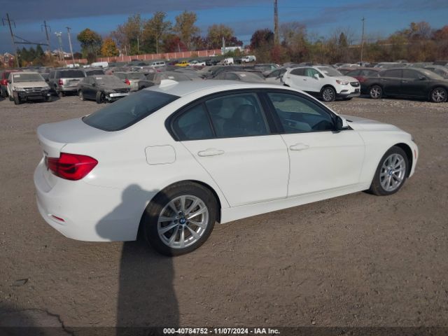 Photo 3 VIN: WBA8E5G57GNU21534 - BMW 320I 