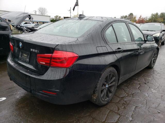 Photo 3 VIN: WBA8E5G58GNT94148 - BMW 320 XI 