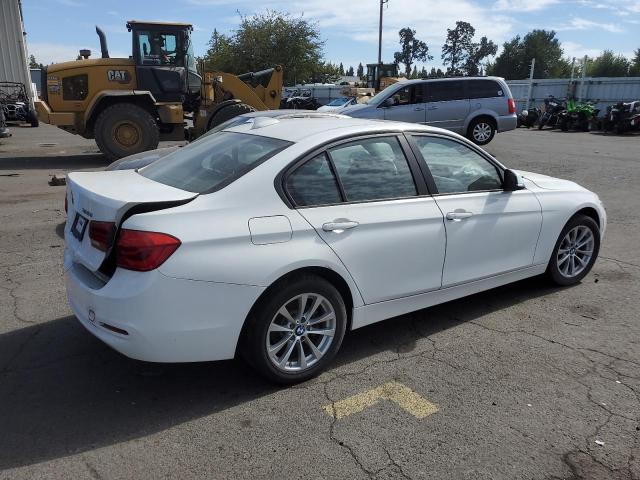 Photo 2 VIN: WBA8E5G59GNT40129 - BMW 320 XI 