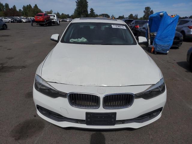 Photo 4 VIN: WBA8E5G59GNT40129 - BMW 320 XI 