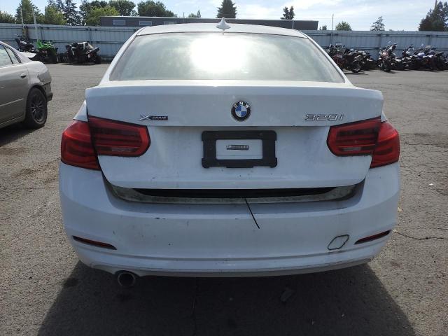 Photo 5 VIN: WBA8E5G59GNT40129 - BMW 320 XI 