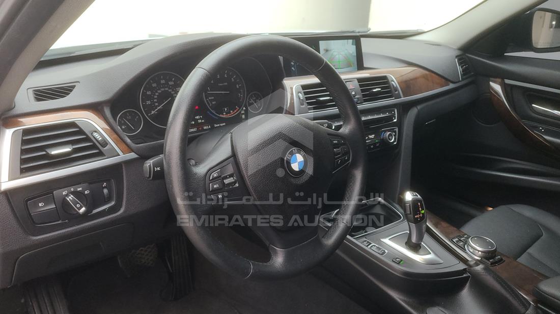 Photo 18 VIN: WBA8E5G59HNU41544 - BMW 320I 