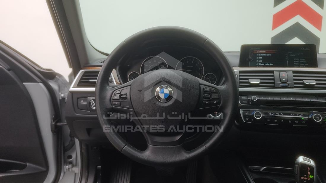 Photo 20 VIN: WBA8E5G59HNU41544 - BMW 320I 